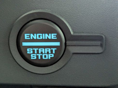Used 2025 Ford Bronco 2-Door w/ Sasquatch Package AWD/4WD image 29