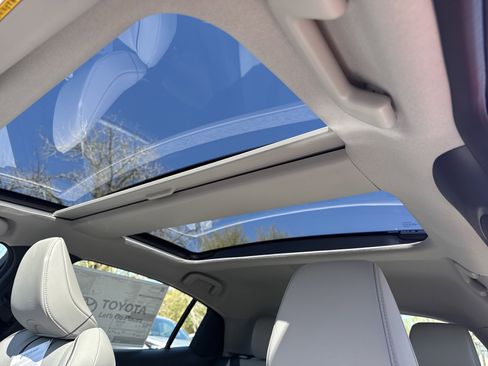 New 2025 Toyota Prius image 16