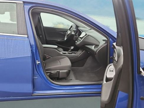 Used 2023 Chevrolet Malibu RS image 13