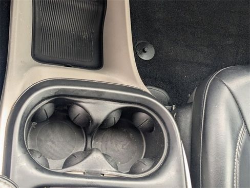 Used 2021 Chrysler Voyager Lxi image 21