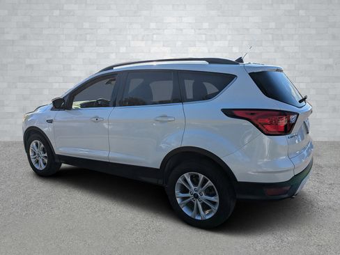 Used 2019 Ford Escape SEL image 7