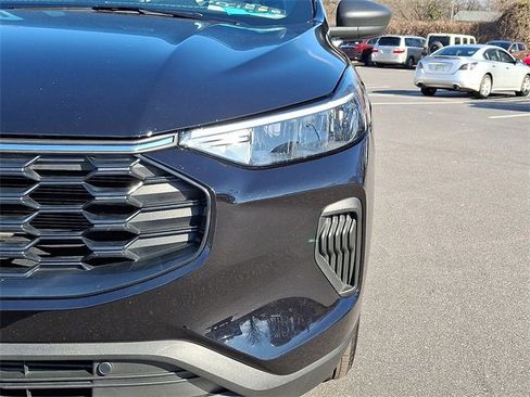Used 2025 Ford Escape ST-Line image 9