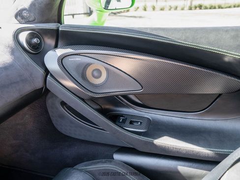 Used 2018 McLaren 570S Spider image 29