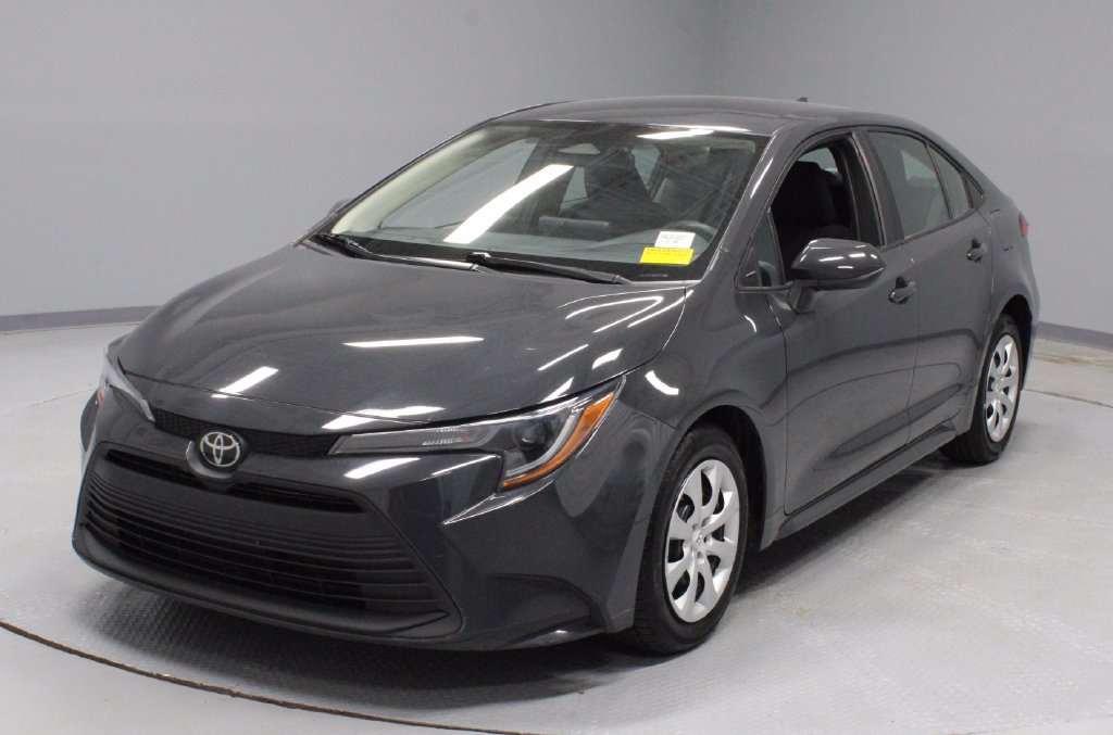 Used 2024 Toyota Corolla LE FWD image 7