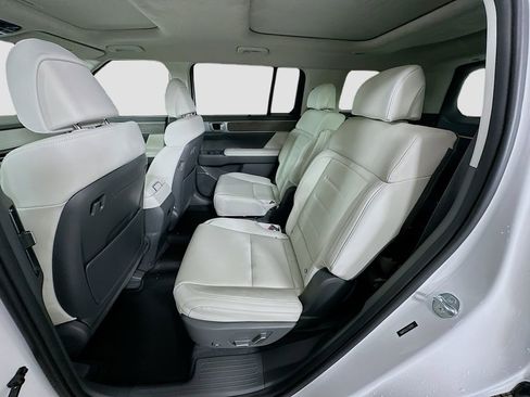 New 2026 Hyundai Santa Fe Calligraphy AWD/4WD image 17