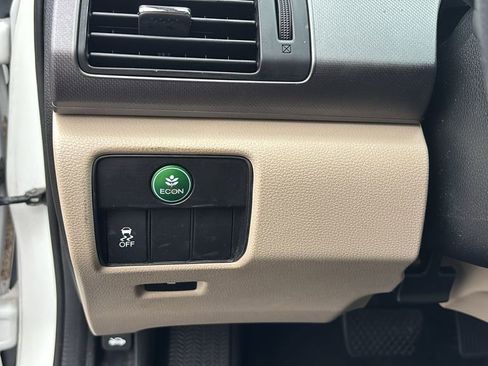 Used 2013 Honda Accord LX image 15