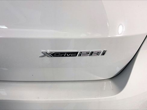 New 2026 BMW X1 xDrive28i w/ Convenience Package image 12