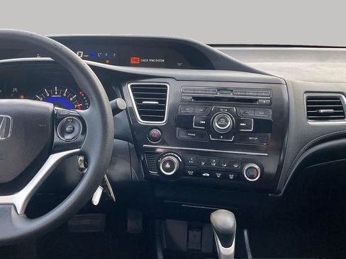 Used 2013 Honda Civic LX image 6
