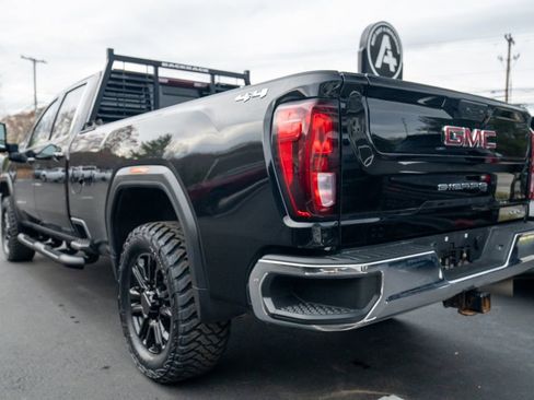 Used 2023 GMC Sierra 2500 SLE w/ SLE Convenience Package image 4