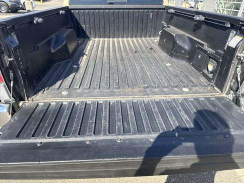 Used 2020 Toyota Tacoma TRD Off-Road AWD/4WD image 20