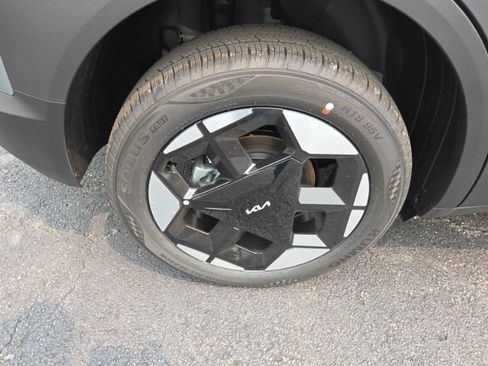New 2027 Kia Seltos S AWD/4WD image 9