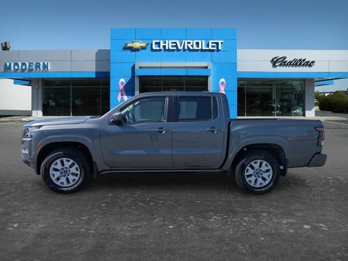 Used 2022 Nissan Frontier SV image 8