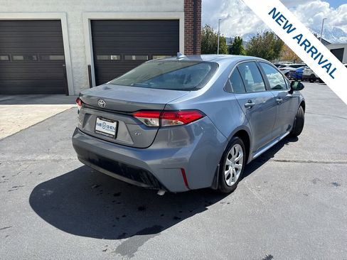 Used 2025 Toyota Corolla LE FWD image 7