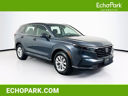 Used 2023 Honda CR-V LX image 1