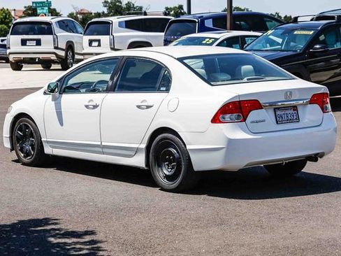 Used 2009 Honda Civic LX image 2