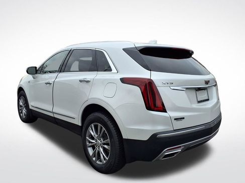 Certified 2022 Cadillac XT5 Premium Luxury image 4