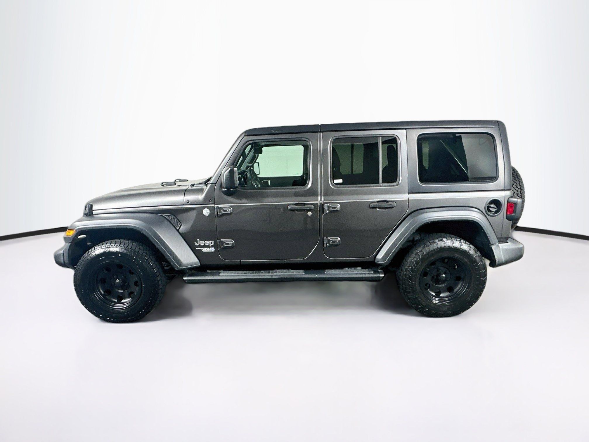 Used 2018 Jeep Wrangler Unlimited Sport S AWD/4WD image 4