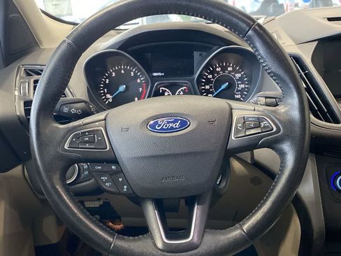 Used 2018 Ford Escape SEL w/ Ford Safe & Smart Package image 17