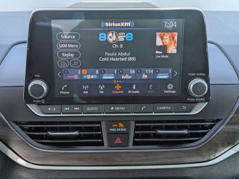 Used 2023 Nissan Altima 2.5 SV FWD image 16