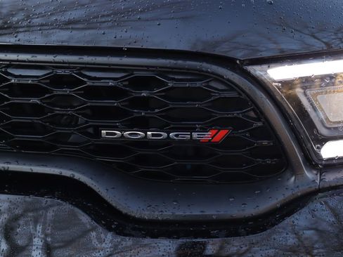 Used 2021 Dodge Durango GT image 37