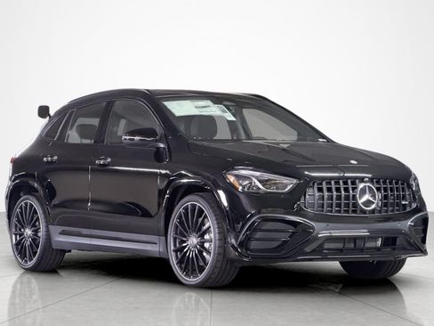 New 2025 Mercedes-Benz GLA 35 AMG 4MATIC image 7