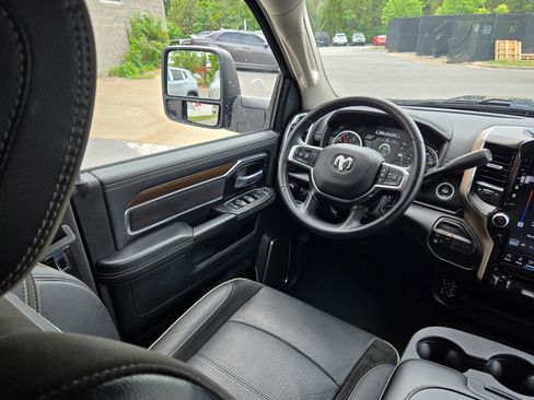 Used 2024 RAM 2500 Laramie w/ Safety Group AWD/4WD image 9