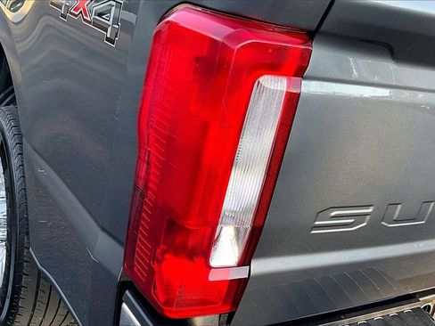 Used 2024 Ford F250 XLT image 29