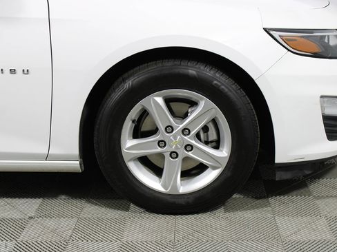 Used 2020 Chevrolet Malibu LS w/ Driver Confidence Package II image 34