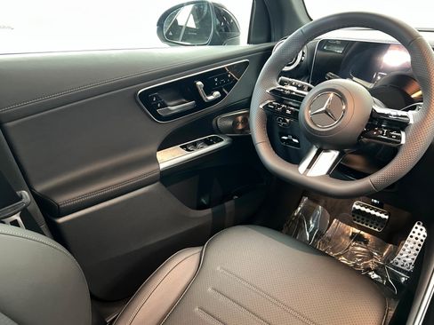 New 2027 Mercedes-Benz GLC 300 4MATIC image 11