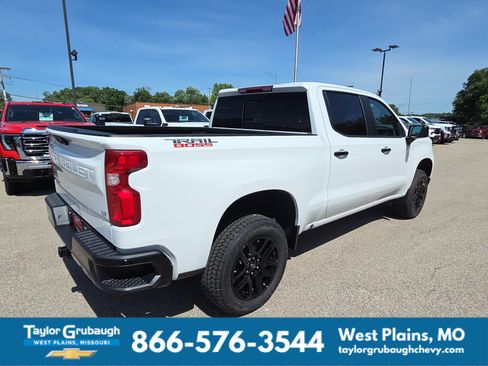 New 2026 Chevrolet Silverado 1500 LT Trail Boss w/ Convenience Package II AWD/4WD image 9