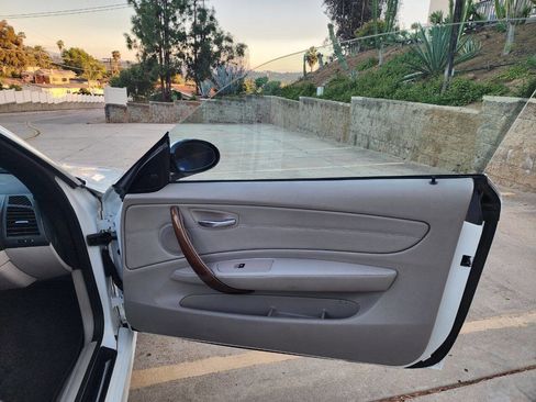 Used 2008 BMW 128i Convertible RWD image 36