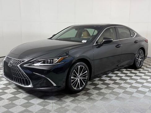 New 2025 Lexus ES 350 w/ Premium Package image 2