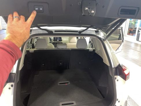 Used 2023 Nissan Rogue SL w/ SL Premium Package image 26