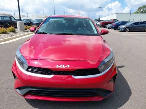 Used 2024 Kia Forte LXS FWD image 2