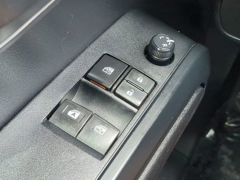 Used 2019 Toyota Tacoma SR RWD image 22