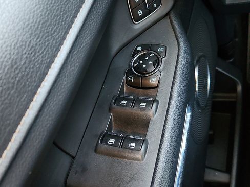 Used 2023 Ford Expedition XLT RWD image 17