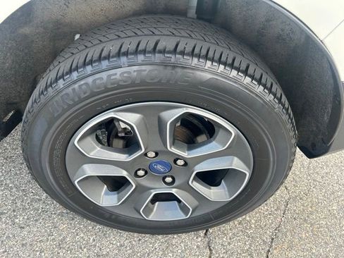 Certified 2022 Ford EcoSport S AWD/4WD image 10