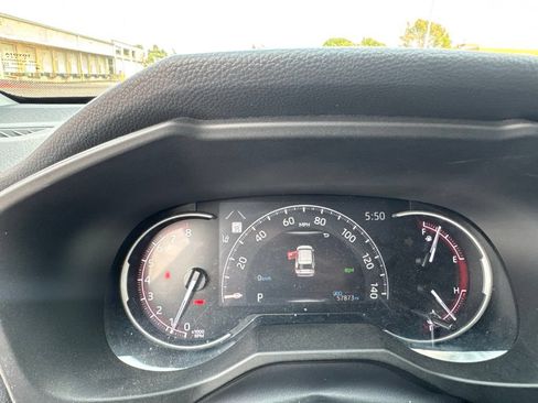 Used 2019 Toyota RAV4 Adventure w/ Cold Weather Package AWD/4WD image 9