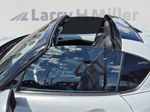 Used 2019 MAZDA MX-5 Miata RF Grand Touring image 12