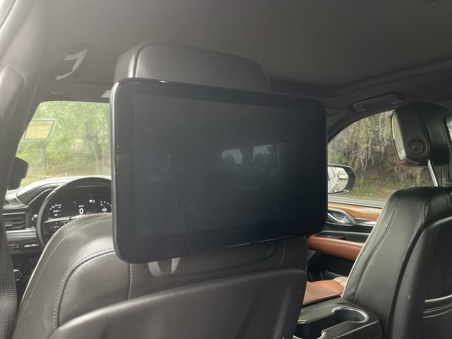 Used 2023 GMC Yukon XL Denali Ultimate AWD/4WD image 38