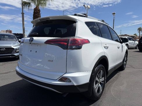 Used 2018 Toyota RAV4 XLE w/ Plus Extra Value Package FWD image 4