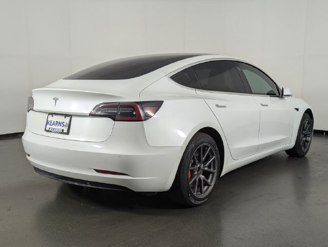 Used 2019 Tesla Model 3 Standard Range Plus RWD image 7