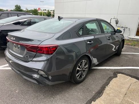 Certified 2023 Kia Forte LXS w/ LXS Technology Package FWD image 4