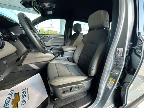 Used 2024 Chevrolet Colorado ZR2 w/ Safety Package AWD/4WD image 19