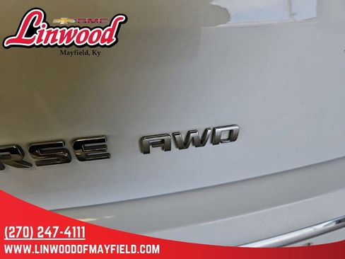 Used 2018 Chevrolet Traverse Premier AWD/4WD image 11