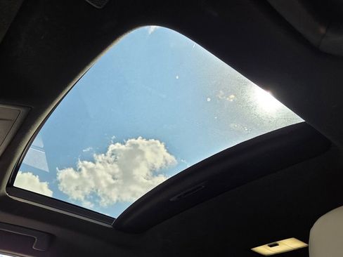 Used 2023 Lexus UX 250h FWD w/ Accessory Package (Z2) image 17