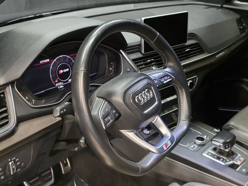 Used 2020 Audi SQ5 Premium Plus w/ Premium Plus Package image 19