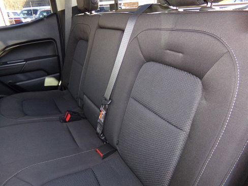 Used 2019 Chevrolet Colorado LT w/ LT Convenience Package image 40