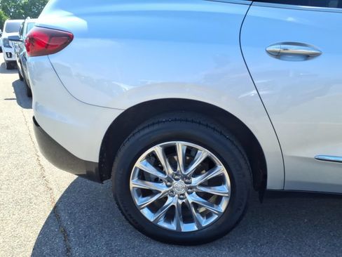 Used 2021 Buick Enclave Premium w/ Sun and Sites Package AWD/4WD image 28