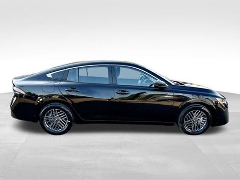 New 2026 Nissan Sentra SV w/ SV Convenience Package FWD image 8